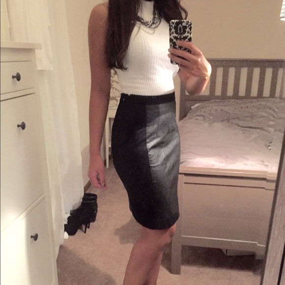 The Limited Pencil Skirt