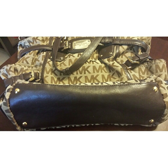 Micheal Kors Ganesvoort bag, excellent condition! - Picture 2 of 4