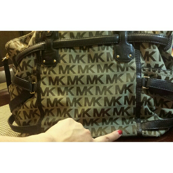Micheal Kors Ganesvoort bag, excellent condition! - Picture 4 of 4