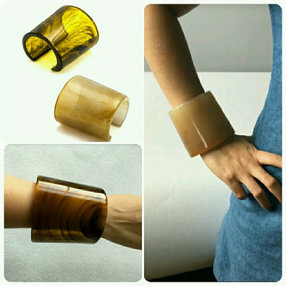 Colette Malouf 100% Resin Tortoise Cuff Bracelet - Picture 3 of 5