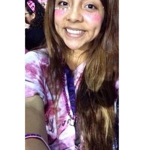 Meet your Posher, Gabriela