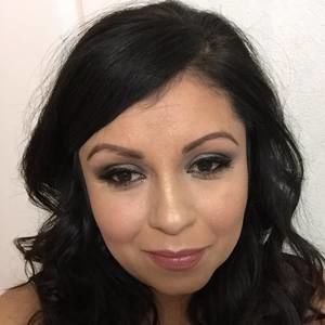 Meet your Posher, Elena