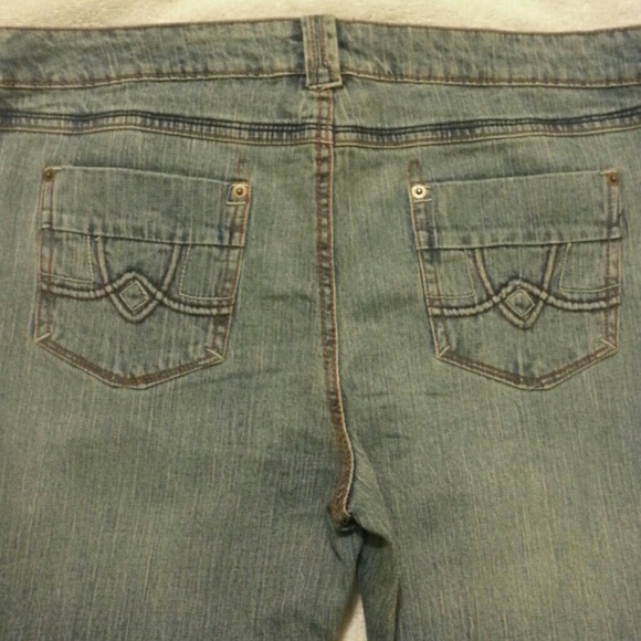 Skinny Jeans - Picture 2 of 3