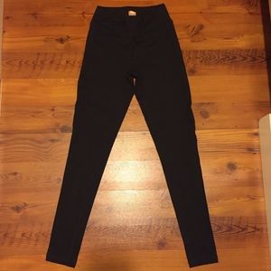 Lucy Perfect Core Legging