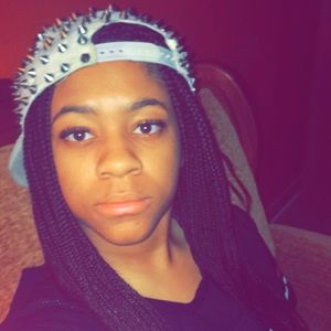 Meet your Posher, Brie