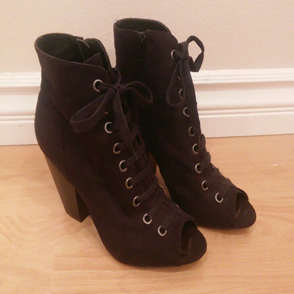 Black boots