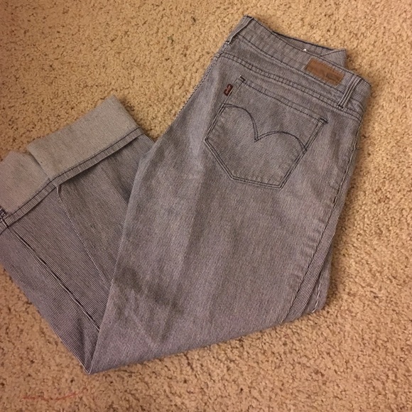 Levis jeans