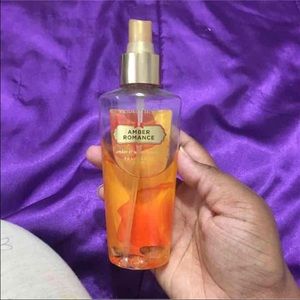 Amber romance size 125mL
