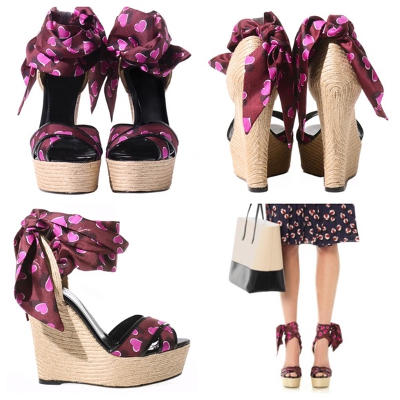 GUCCI Heart Espadrille Wedges