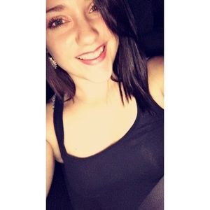 Meet your Posher, Ashleigh