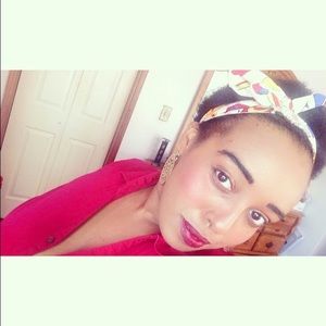 Meet your Posher, Ehitnesh