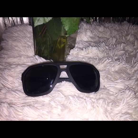 Dolce & gabbana sunglasses - Picture 2 of 2
