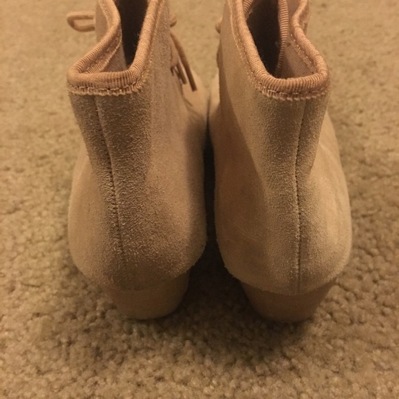 Cream kids boots - Picture 3 of 3
