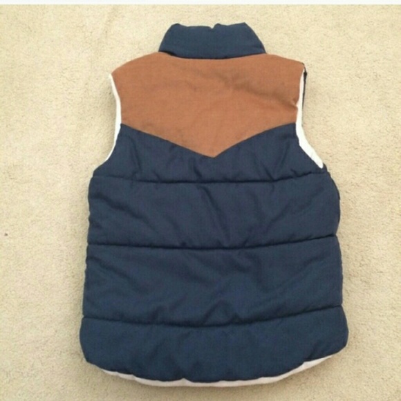 Dark blue vest!! - Picture 3 of 3