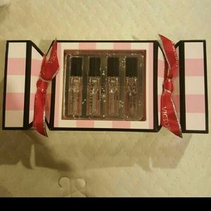 Vs perfume new in box