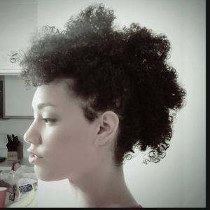 Meet your Posher, Courtney