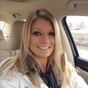 Meet your Posher, Megan