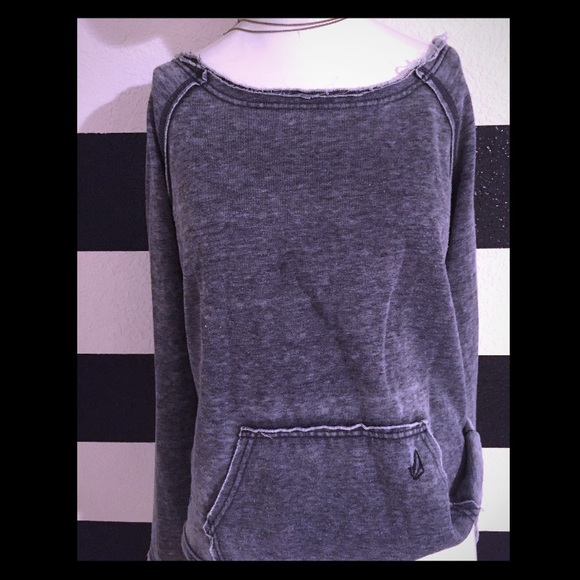 Volcom sweater