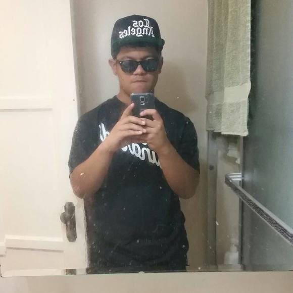 Meet your Posher, Antonio - Picture 1 of 1