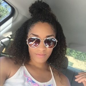 Meet your Posher, Tanisha