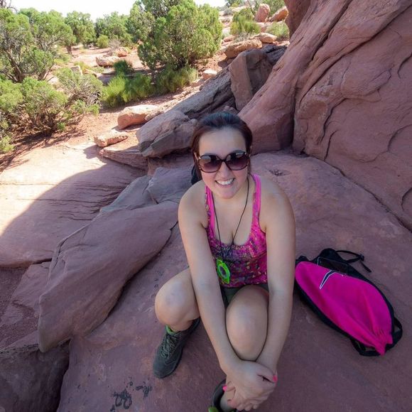 Meet your Posher, Ana