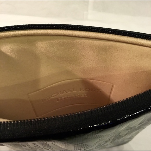 ๐ซSOLD๐ซ๐ฒ MICHAEL by Michael Kors iPad Case - Picture 4 of 4