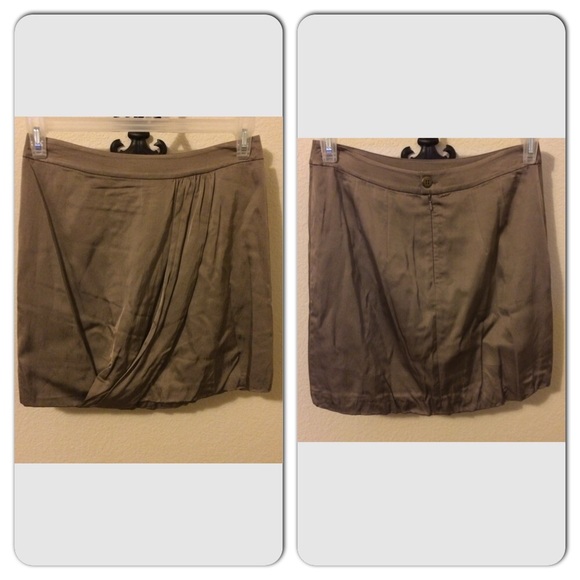 Bebe Skirt