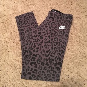 Women's Nike workout Leggings