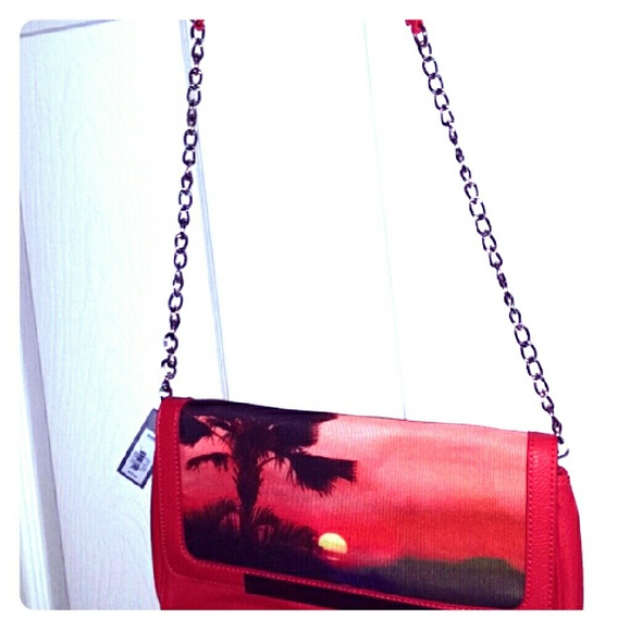NWT Apt-9 orange sunset pattern clutch with chain - Picture 1 of 3