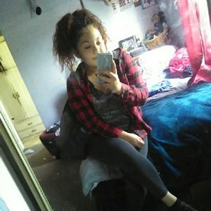 Meet your Posher, Angelita