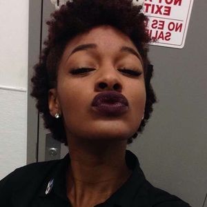 Meet your Posher, Tara