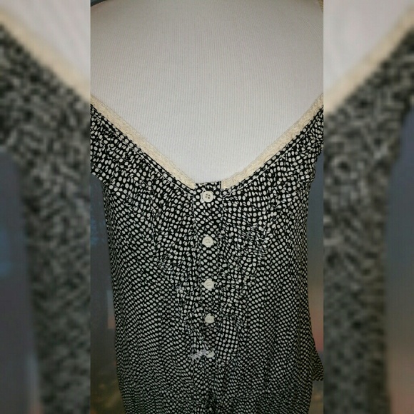 CUTE PEPLUM CAMISOLE - Picture 3 of 4