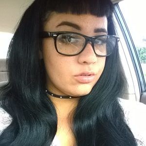 Meet your Posher, Kaylen