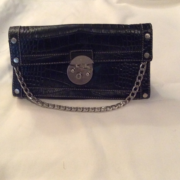 Michael Kors Handbags - Michael Kors black leather purse