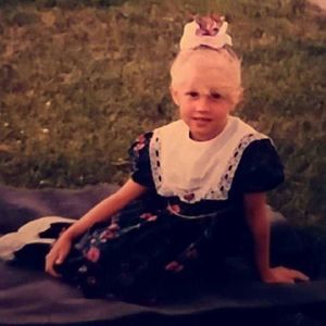 Meet your Posher, Crystal