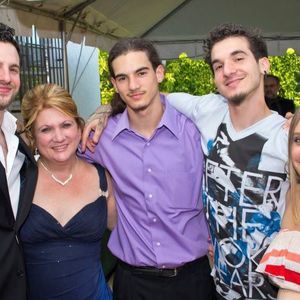 Meet your Posher, Abraham