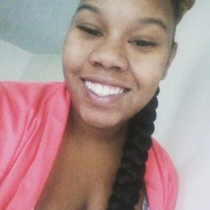 Meet your Posher, Lena