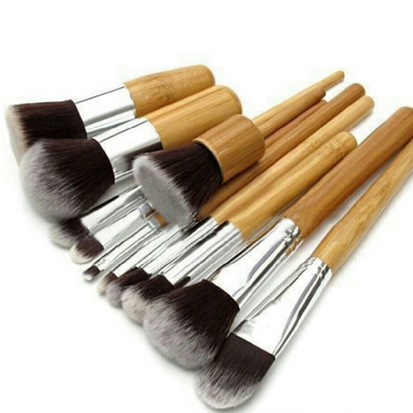 Other - NWOT Individual 11 Piece Makeup Brush Set