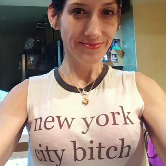 Meet your Posher, Kori - Picture 2 of 4