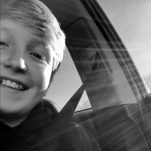 Meet your Posher, Zach