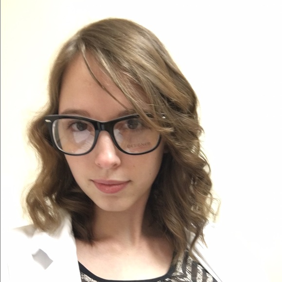 Meet your Posher, Tiffany