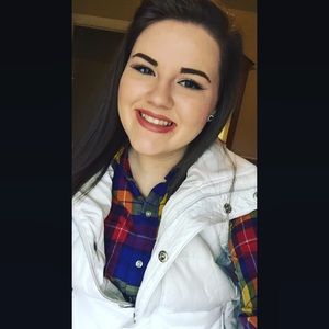 Meet your Posher, Haley