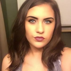 Meet your Posher, Savannah