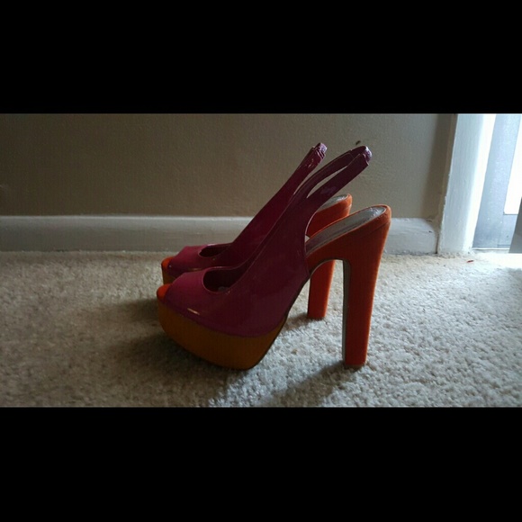 Trendy heels.