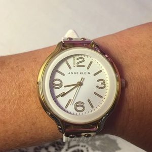 Almost new Anne Klein watch!