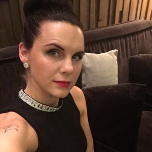 Meet your Posher, Janina