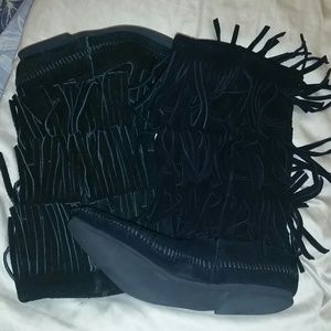 Fringe Boots