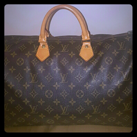 🚫SOLD Authentic Louis Vuitton Speedy 40