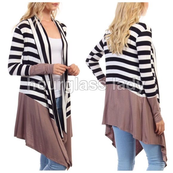 LAST ONE!❤️Taupe Asymmetrical Open Cardigan - Picture 2 of 2