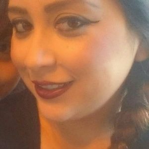 Meet your Posher, Sara